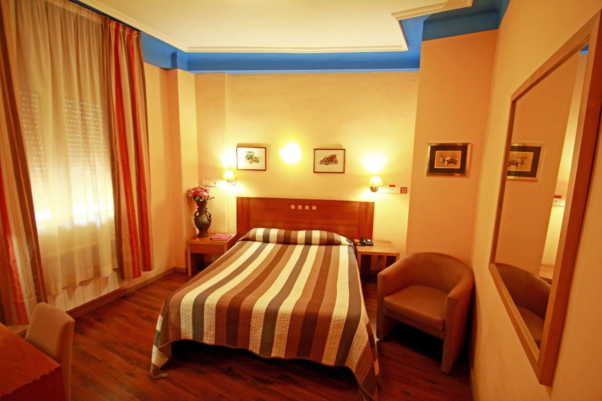 Hotel Paris Centro Zaragoza Dış mekan fotoğraf